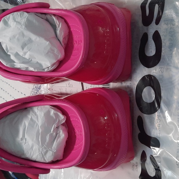Women's hot pink BARBIE platform Mega Crush CROCS. Size 7 (fits like an 8) - Picture 8 of 8